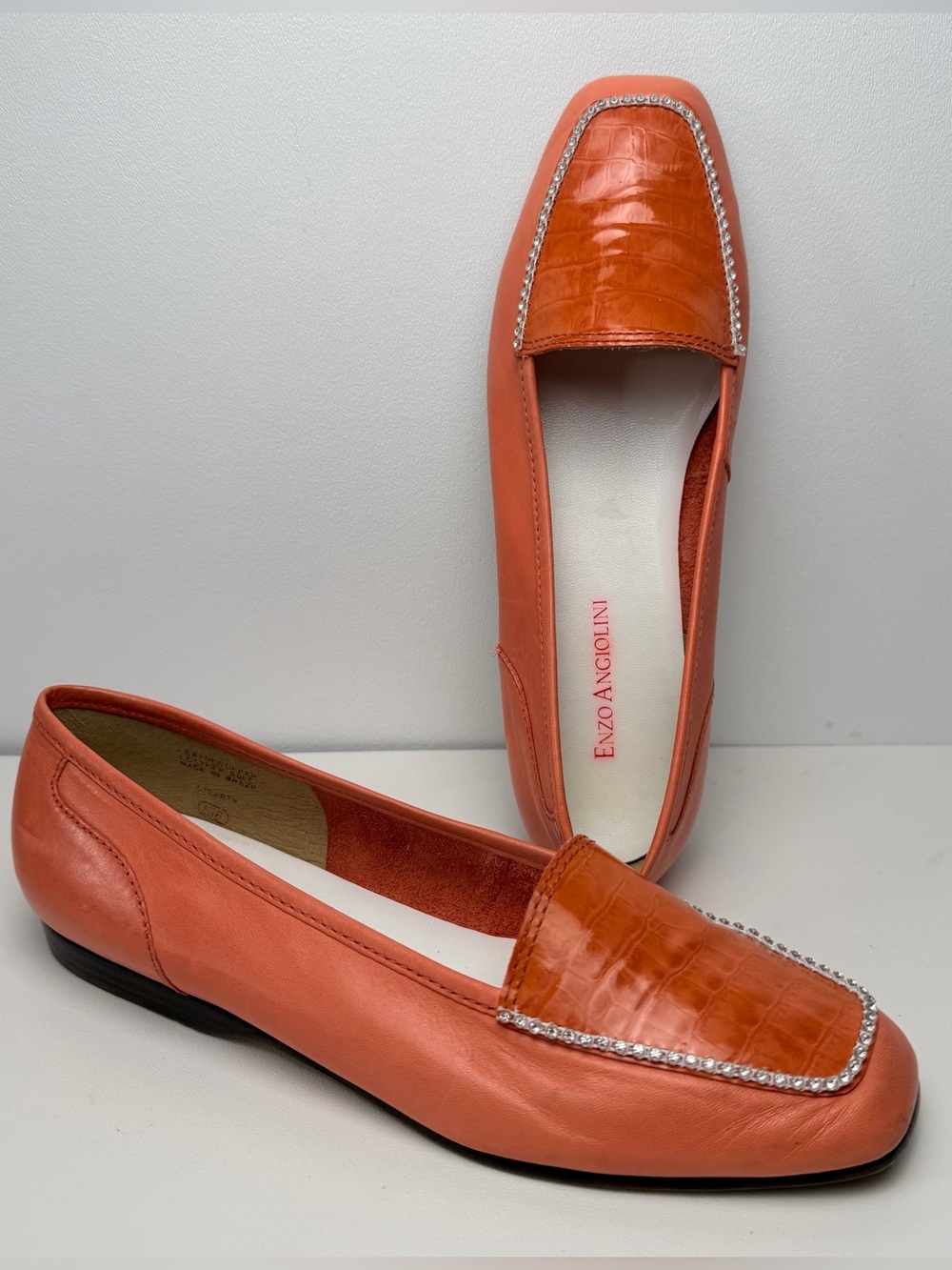 Enzo Angiolini Two tone Orange Leather Crystal Embelished Loafer Flats Women 7M